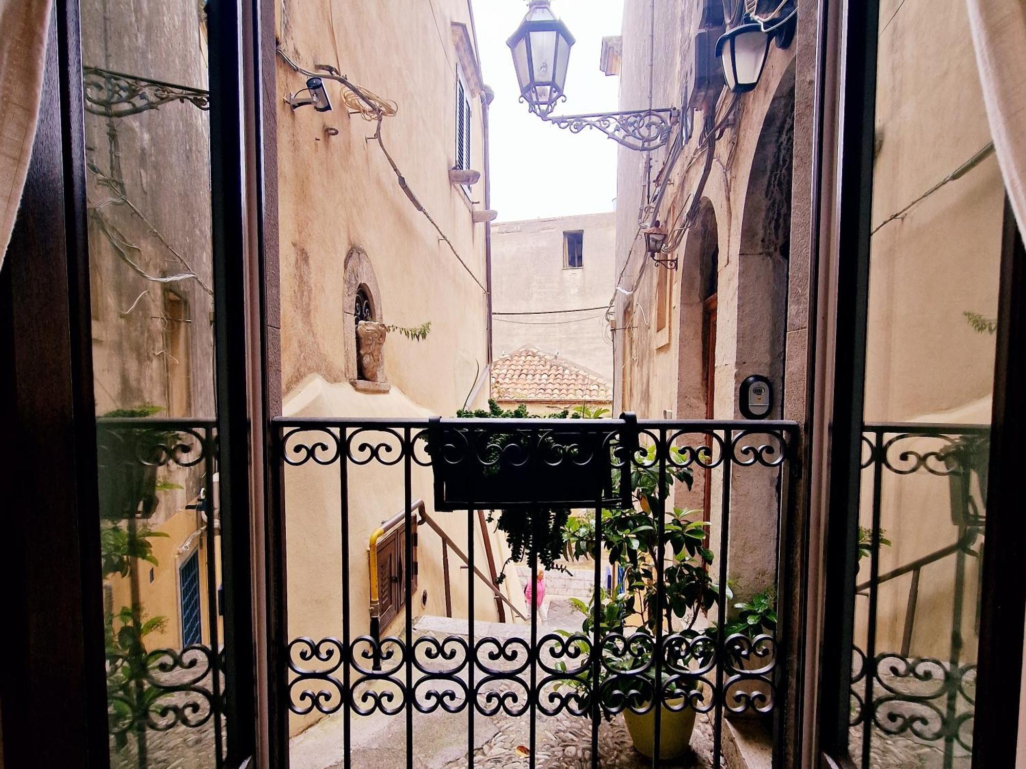 Donna Rosa - Main Avenue Taormina Exterior foto