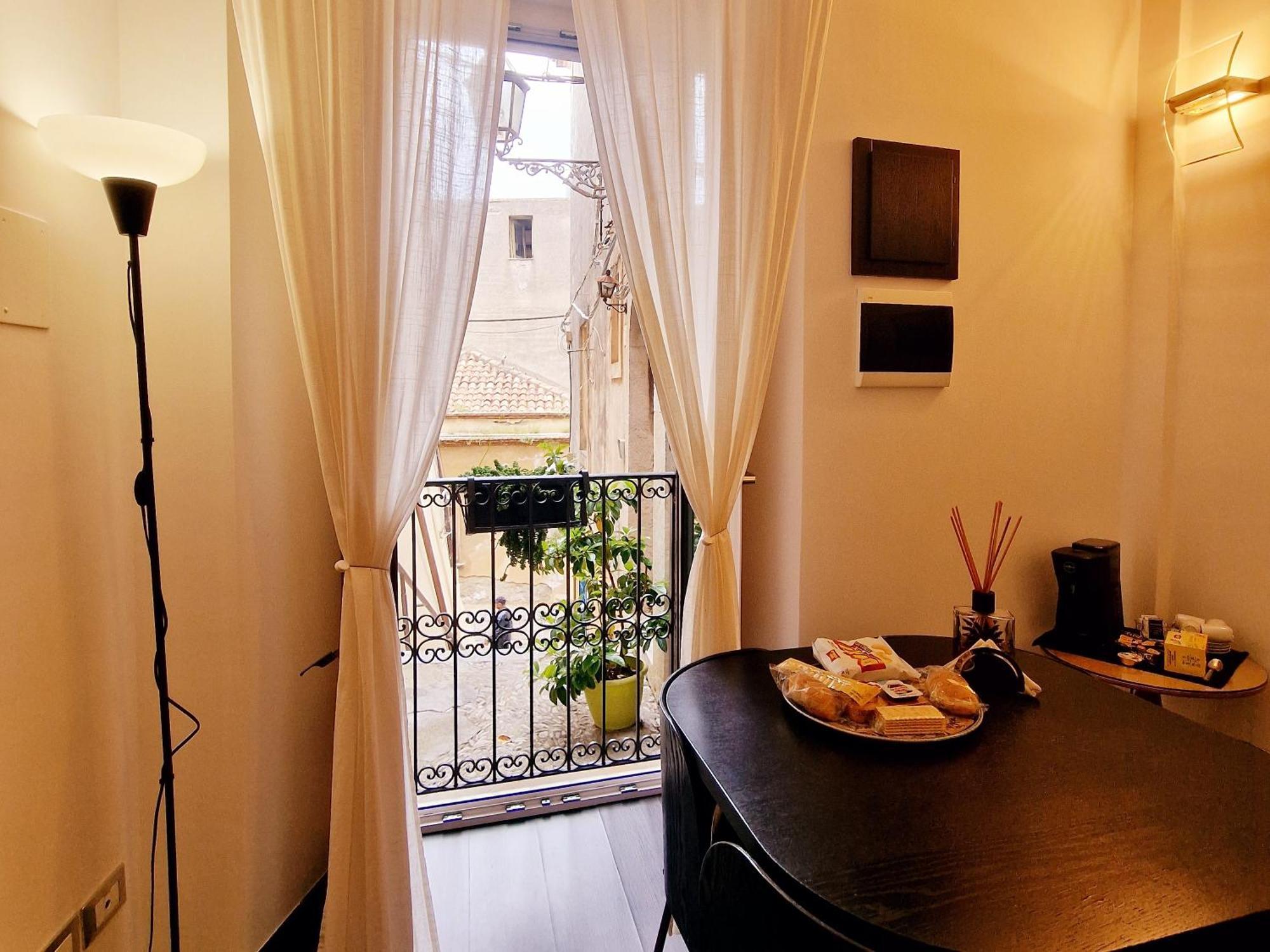 Donna Rosa - Main Avenue Taormina Exterior foto